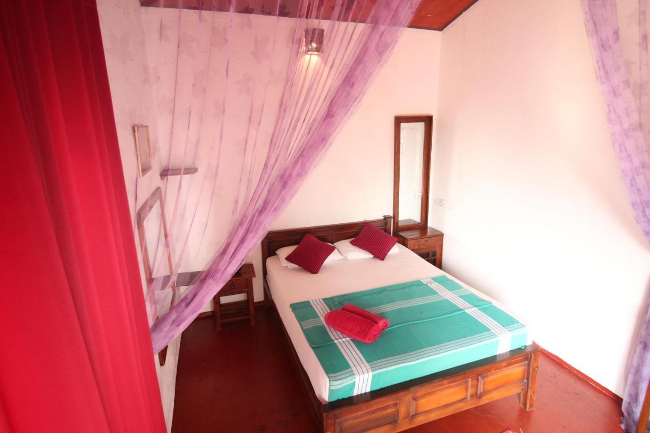 Feel The Waves Hotel Arugam Bay Exterior photo