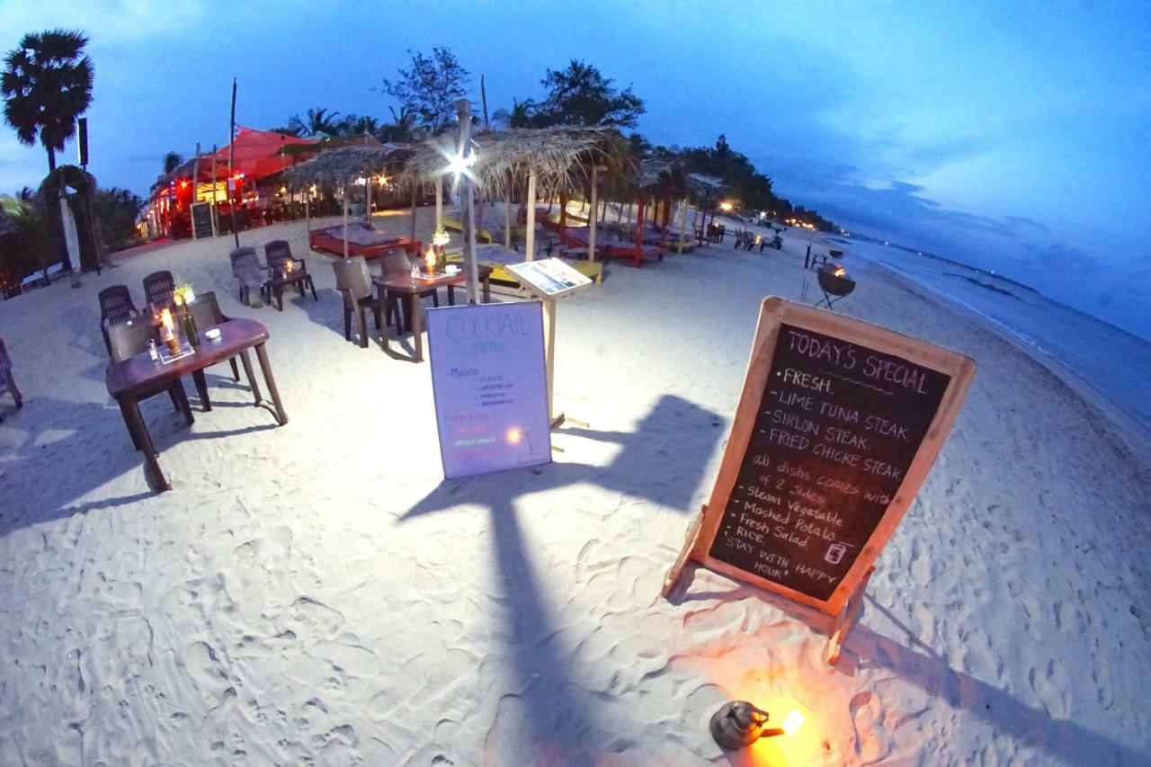 Feel The Waves Hotel Arugam Bay Exterior photo